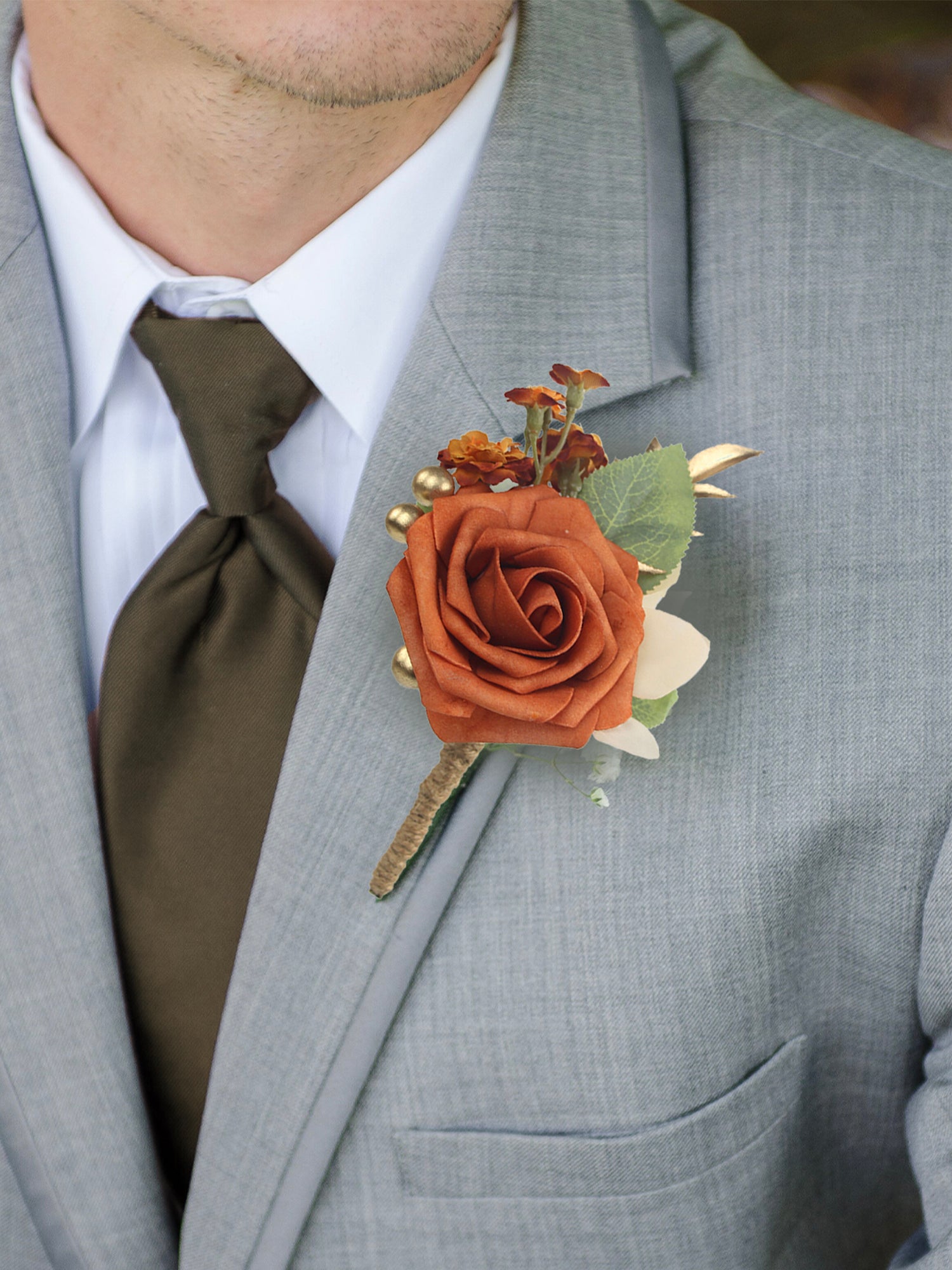 Ensemble Corsage et Boutonnière Orange Brûlé