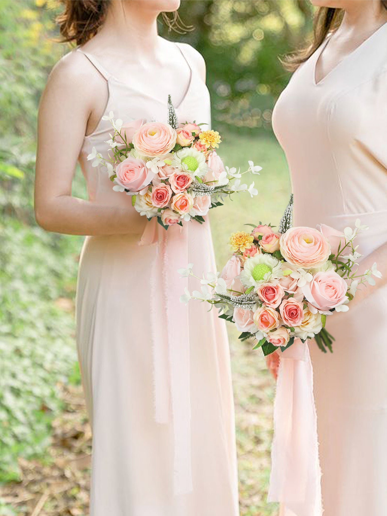 Ramo de dama de honor rosa y ranúnculo rosa de 9,4 pulgadas de ancho