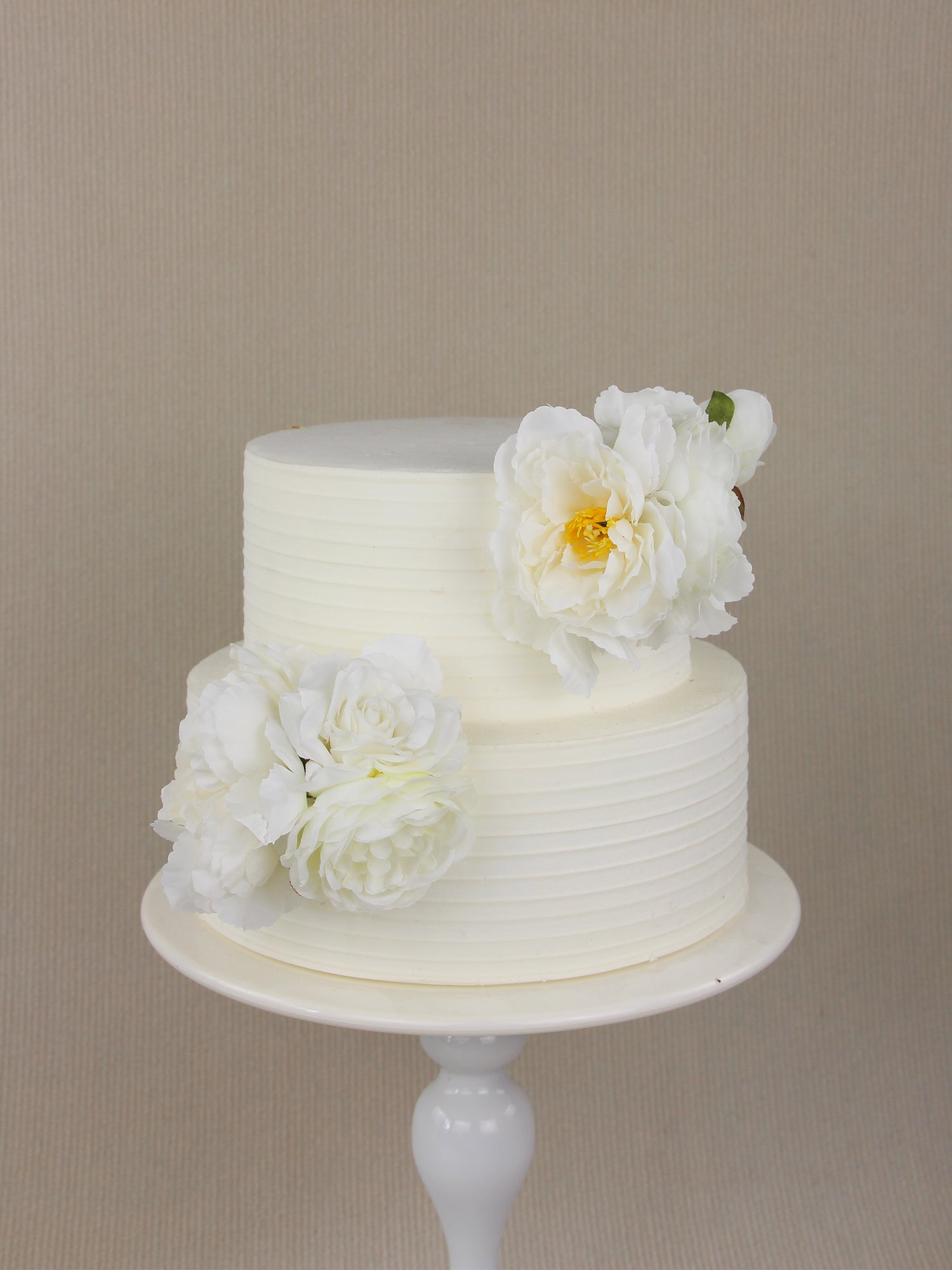 2Pcs White Flowers Cake Topper Set