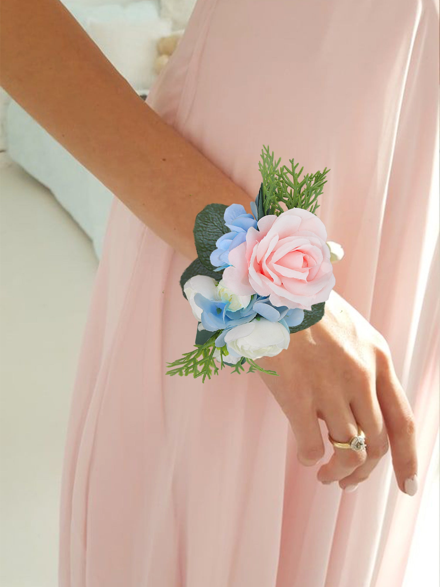 Handgelenk-Corsage in Rosa und Babyblau